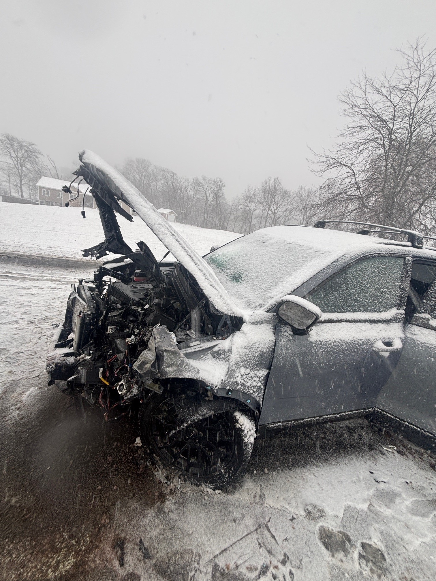 HEAVY SNOW TRIGGERS HEAD-ON CRASH IN DEKALB COUNTY