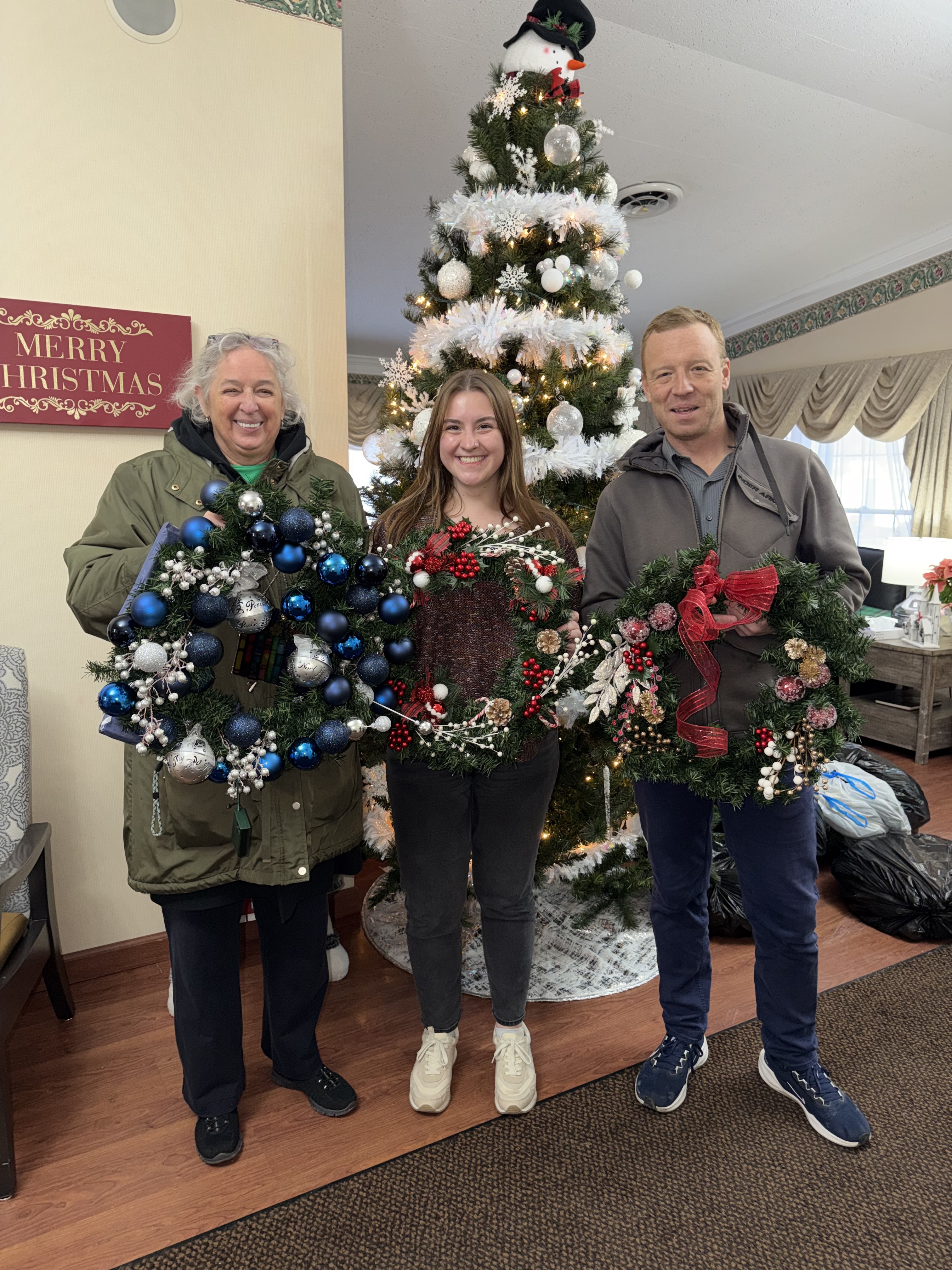 Holiday Cheer on the Doorstep: Trine University Delivers Christmas Spirit to Nursing Home Residents