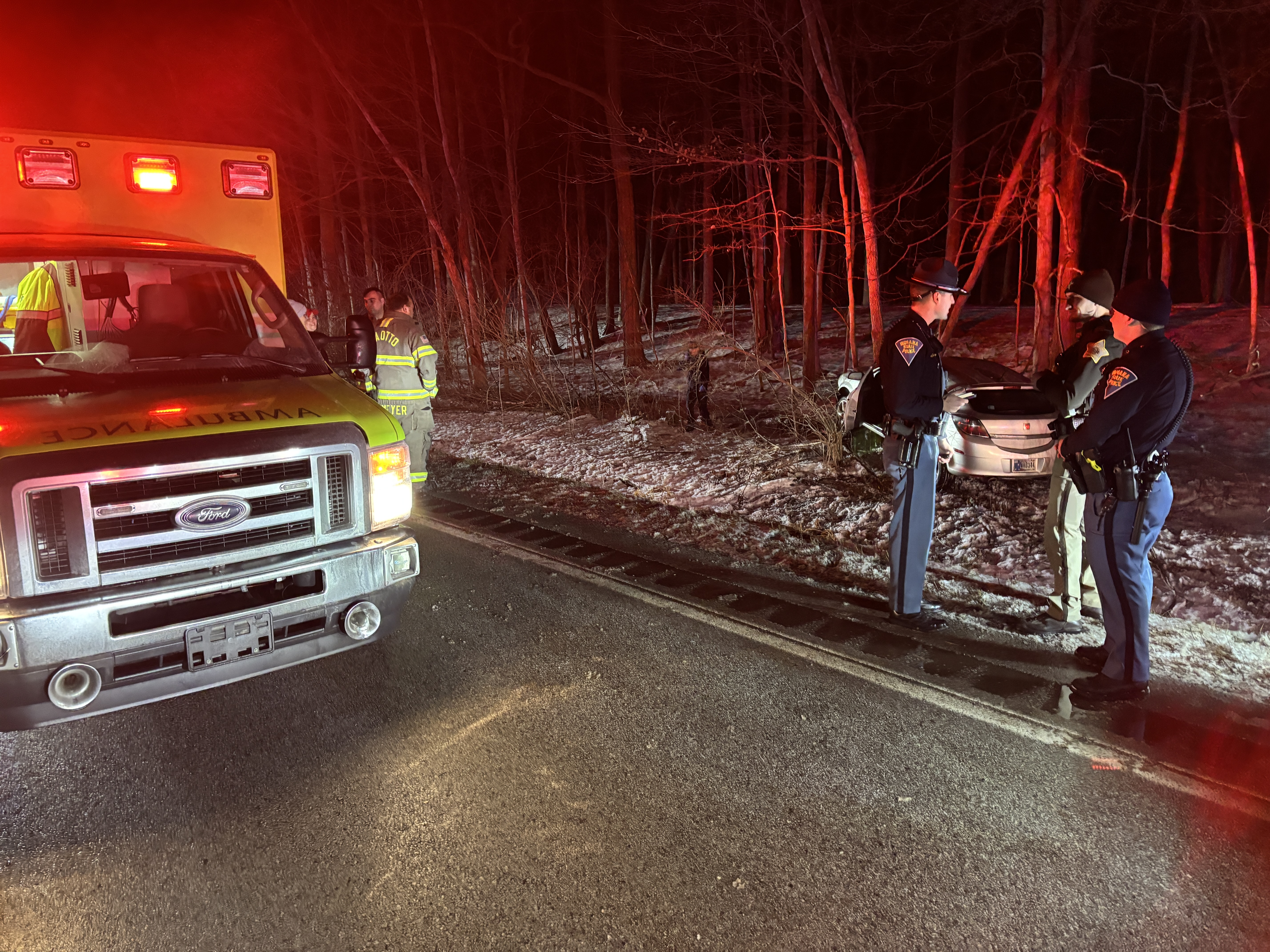 Auburn Man Suffers Seizure, Crashes Into Tree on State Road 205