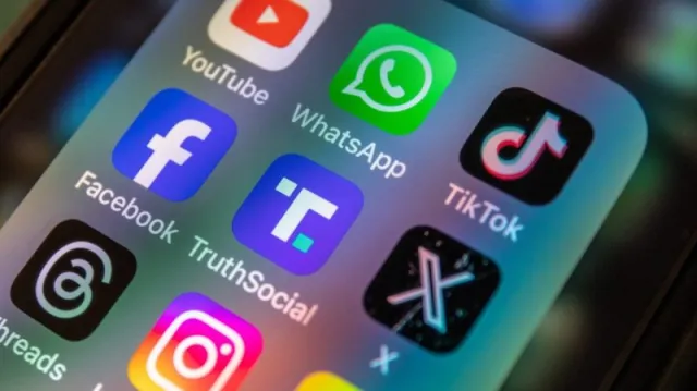 Indiana Social Media Crackdown Would Require Parents to Verify Identity