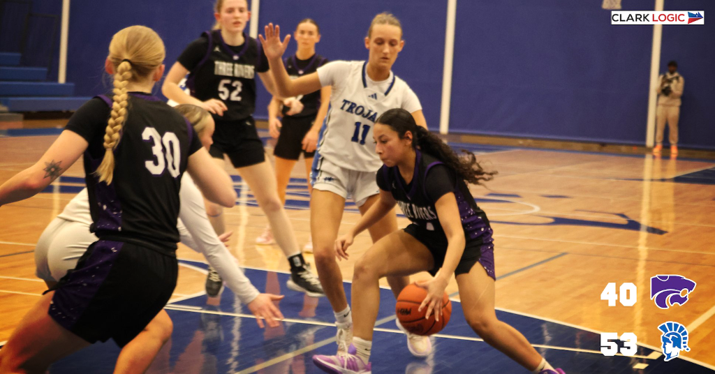 Three Rivers girls fall to Plainwell 53-40 in District Finals - WTHD