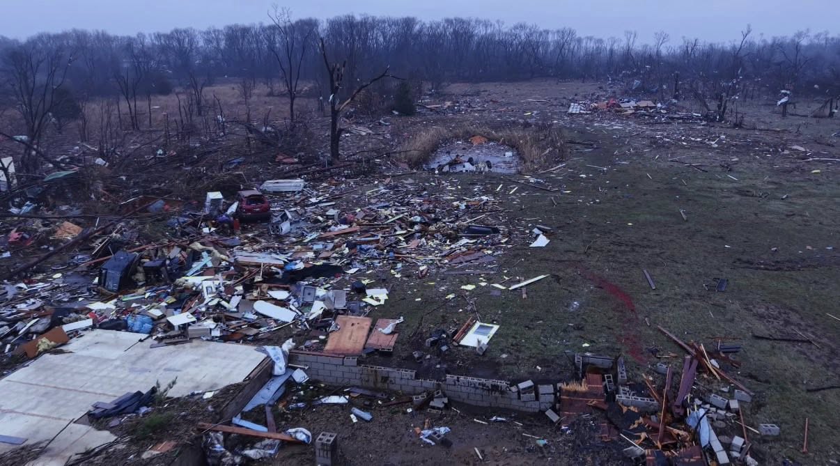 Two Killed After Tornado Hits Northwest Indiana Community