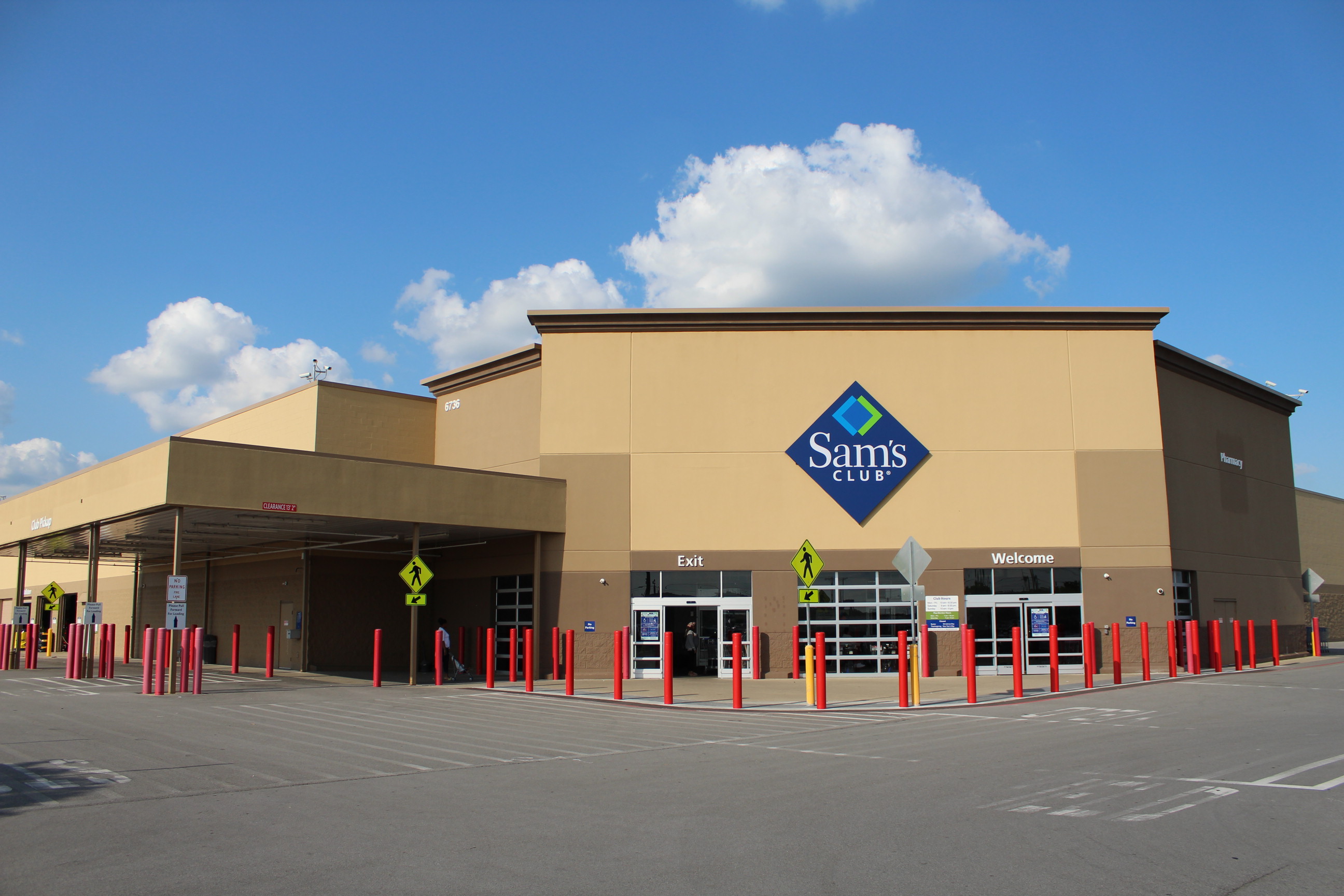 Sam’s Club Raising Membership Fees Starting May 1