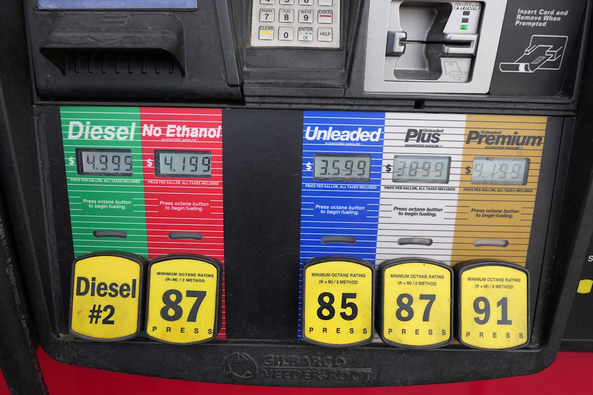 Gas Prices Expected To Rise Again This Week As Oil Jumps
