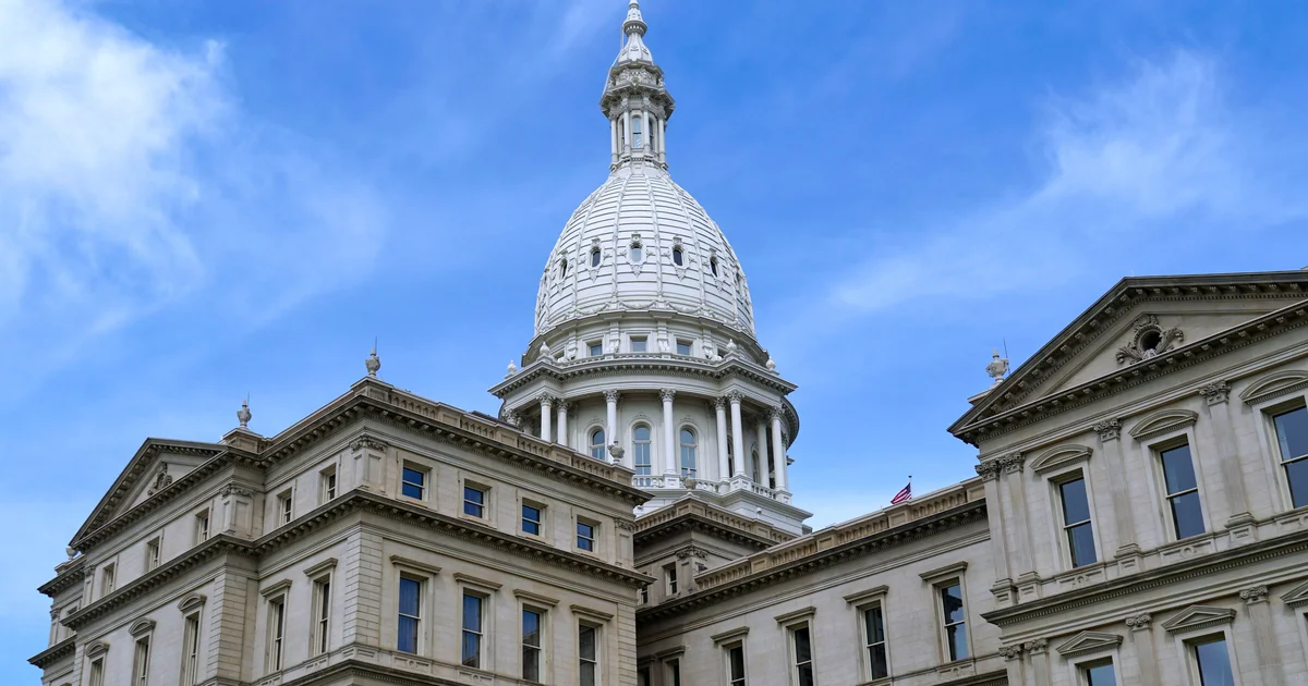 Michigan Lawmakers Introduce Physician-Assisted Death Legislation