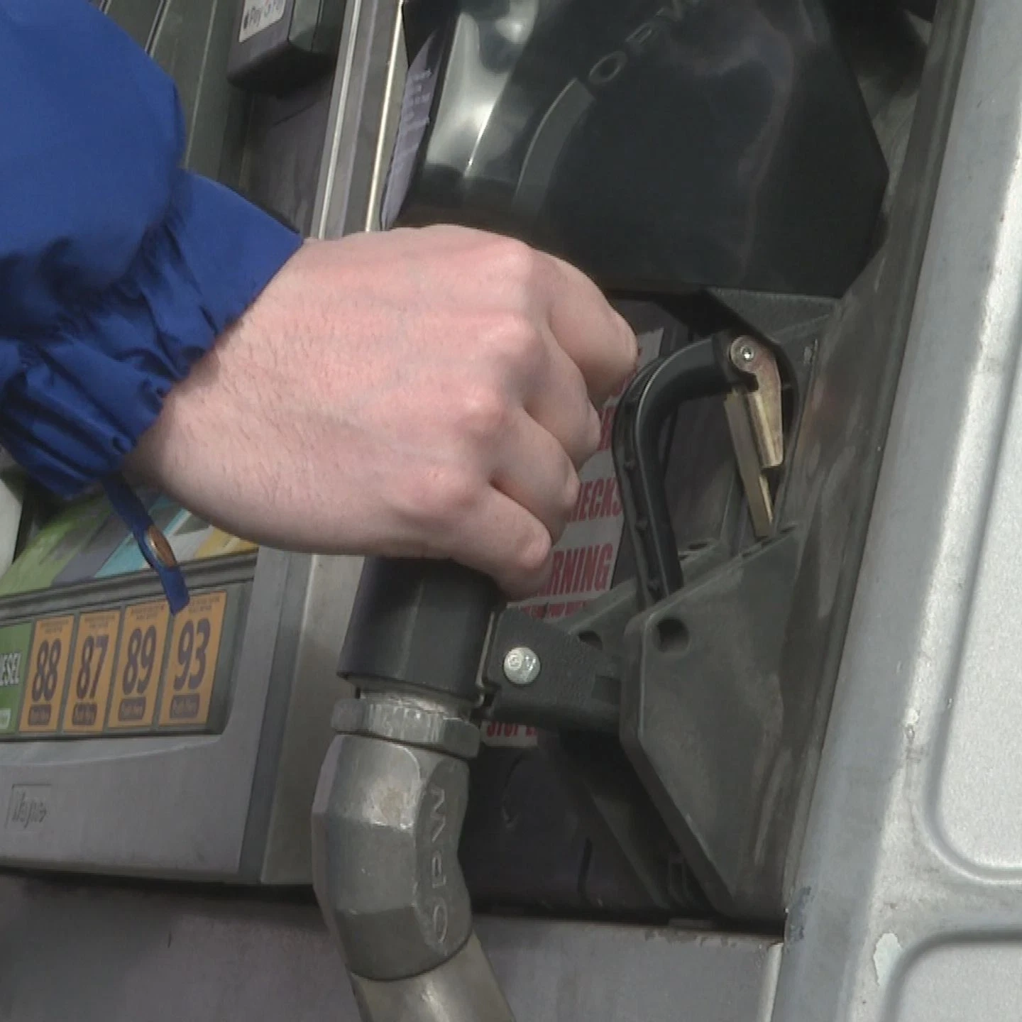 Braun Extends Indiana Gas Tax Suspension Through August 7