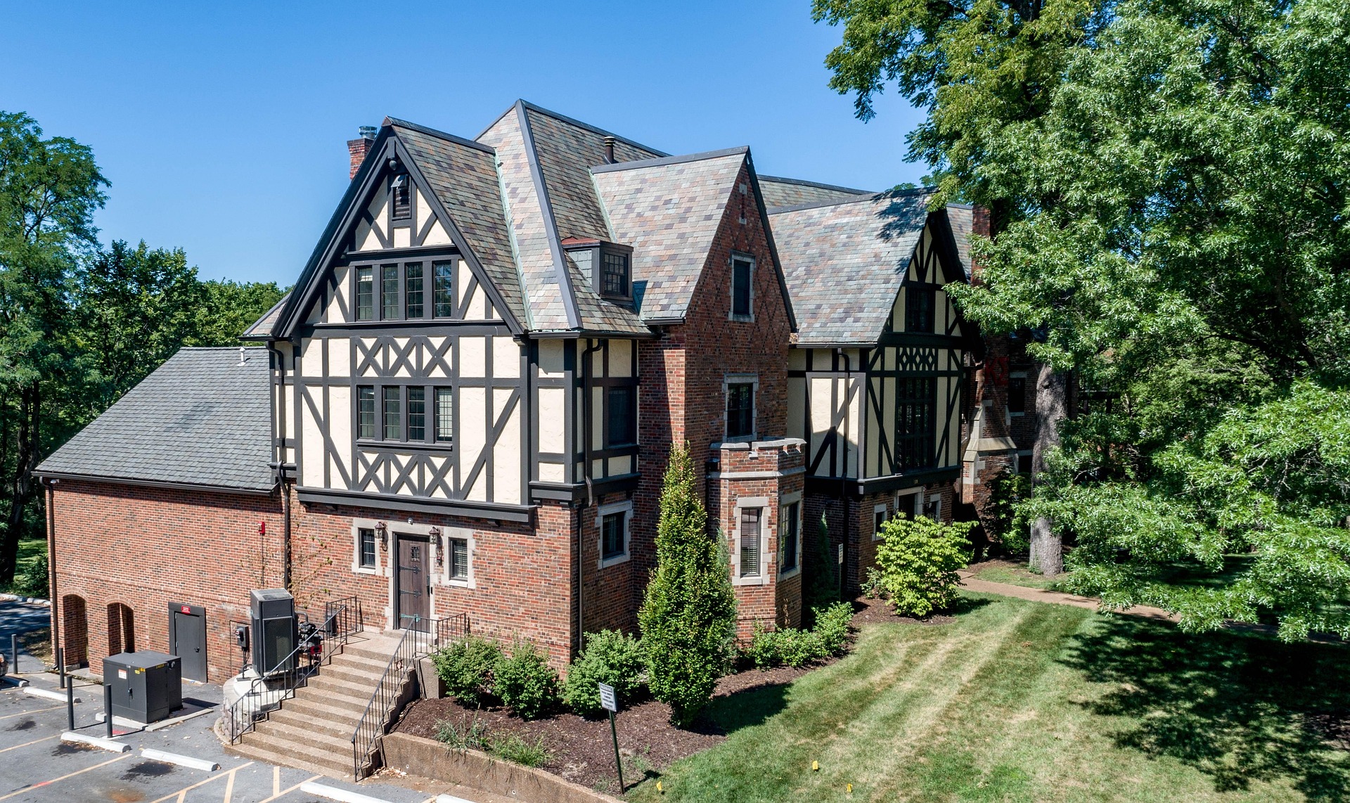 MSU Fraternity Recruitment Events Canceled Following Member’s Death